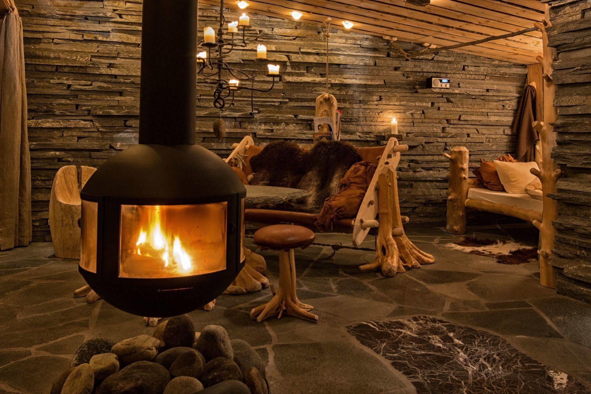 Engholm Husky Design Lodge Karasjok Kültér fotó